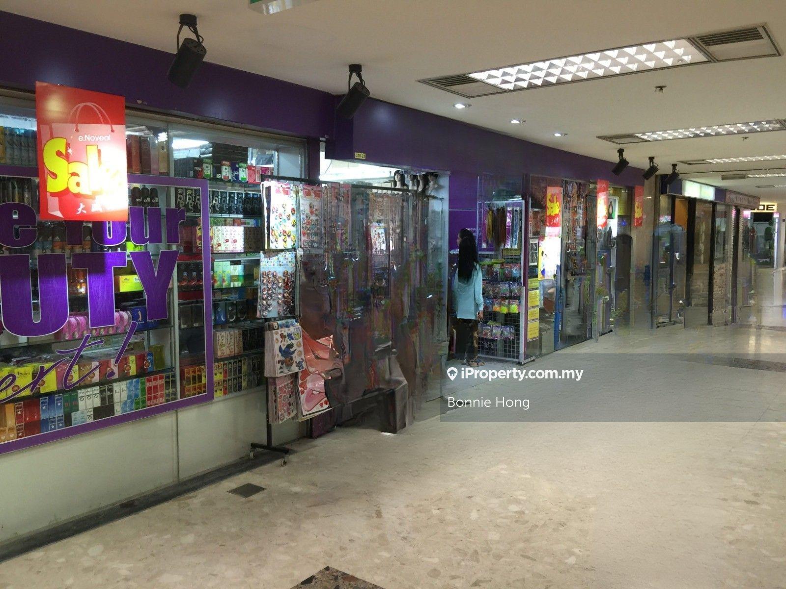 4 Adjoining Shops for Sale @ Centre Point, Sabah