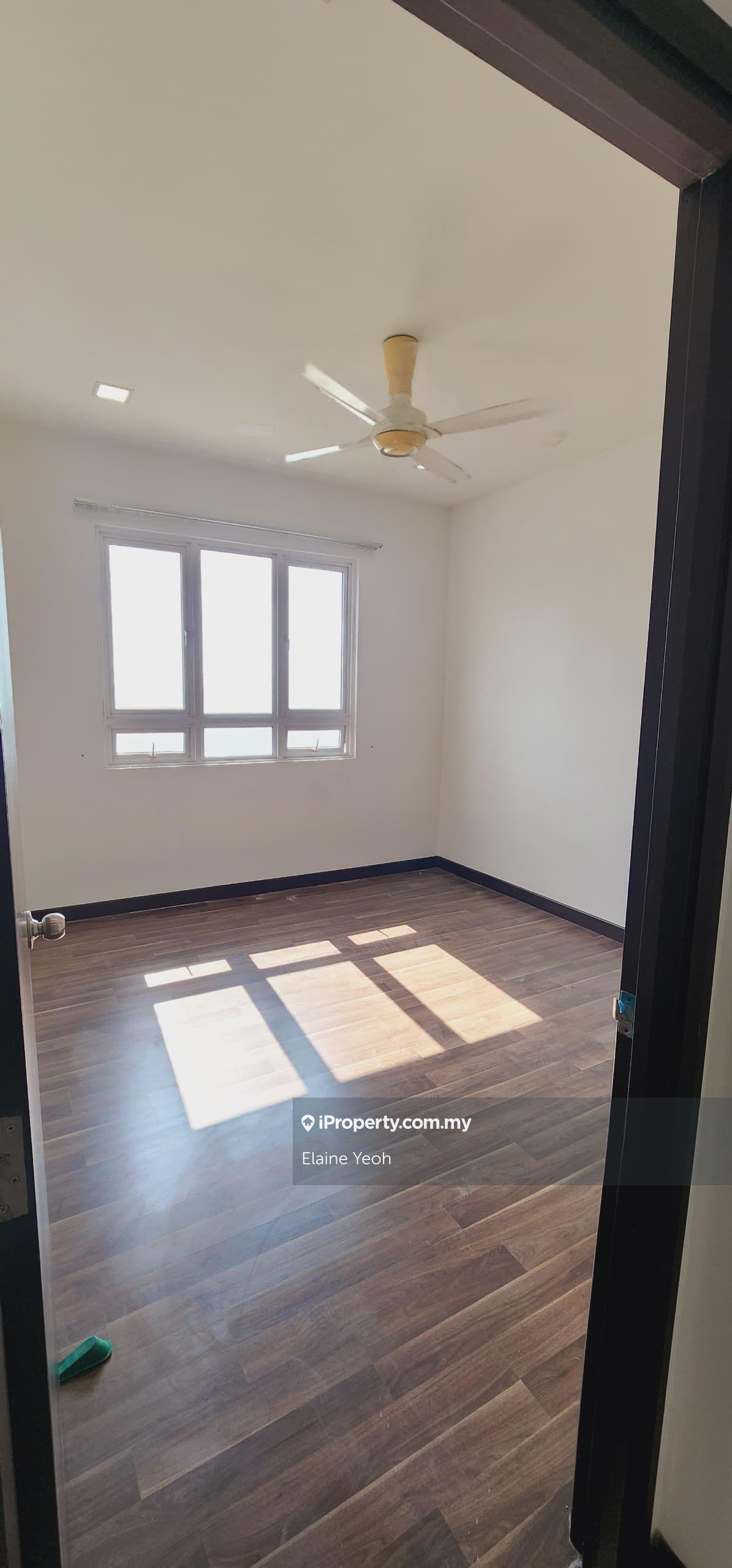 Pearl Regency Condo