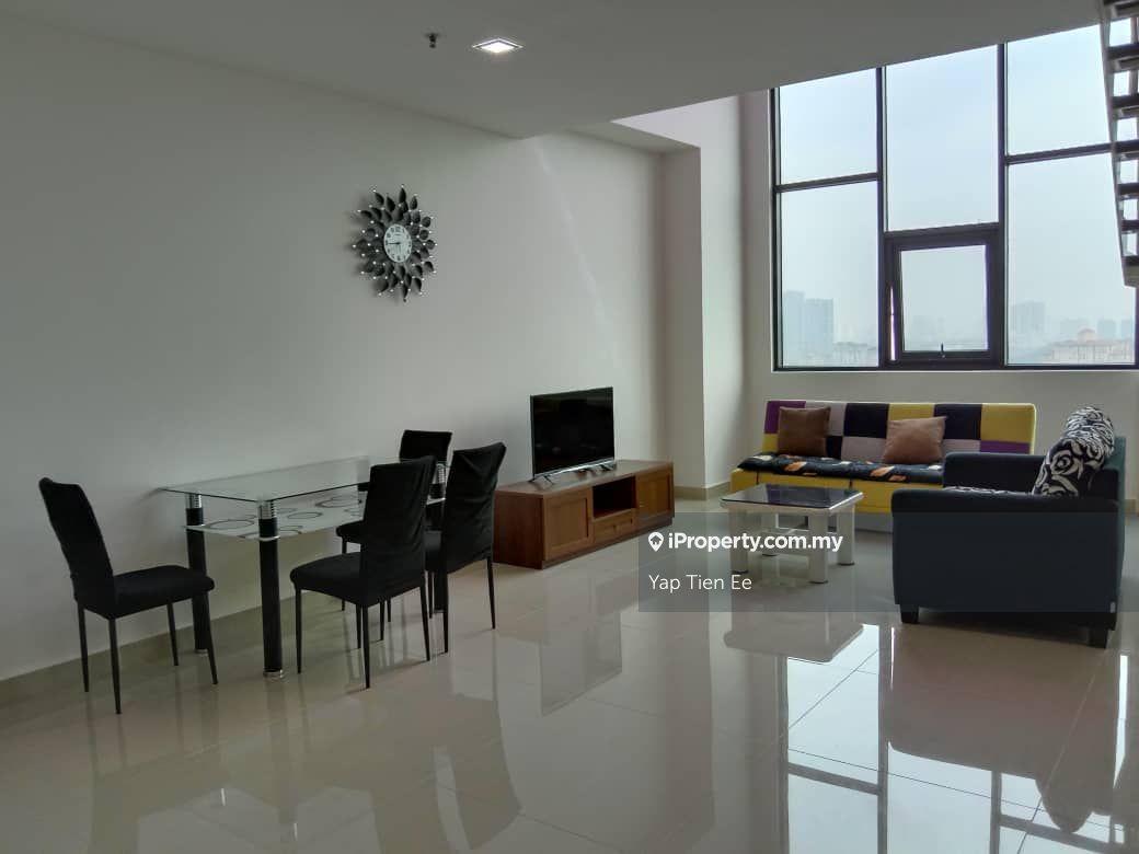 Emerald avenue, duplex studio