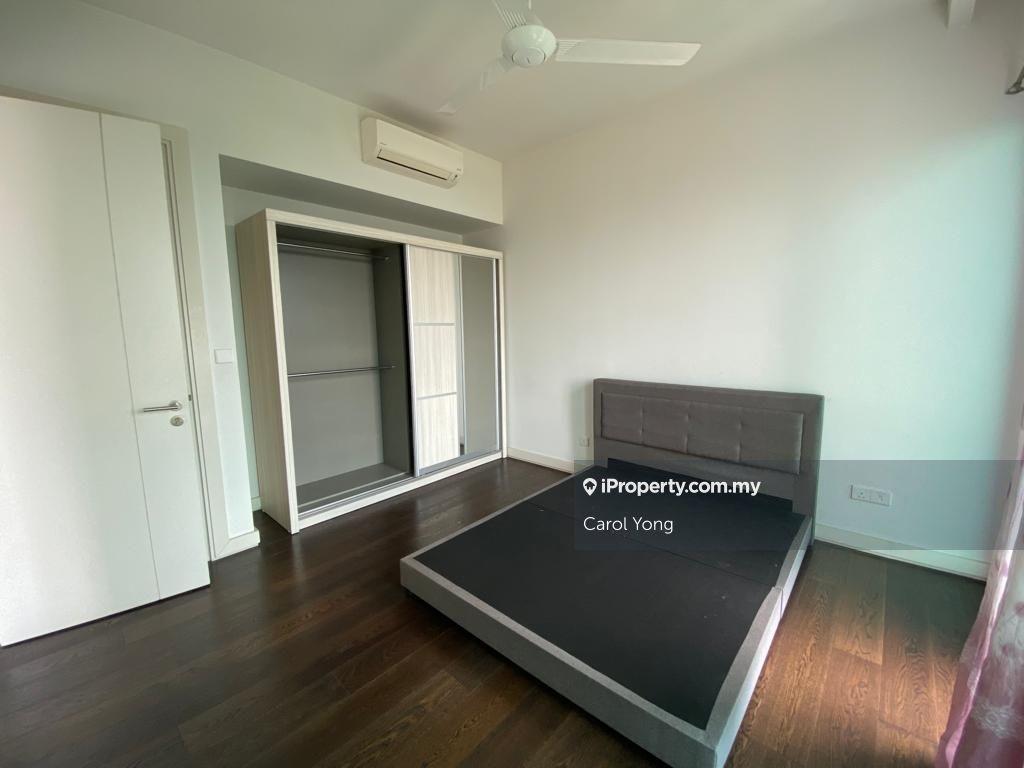 One Central Park Well Maintain Condition Unit For Sale