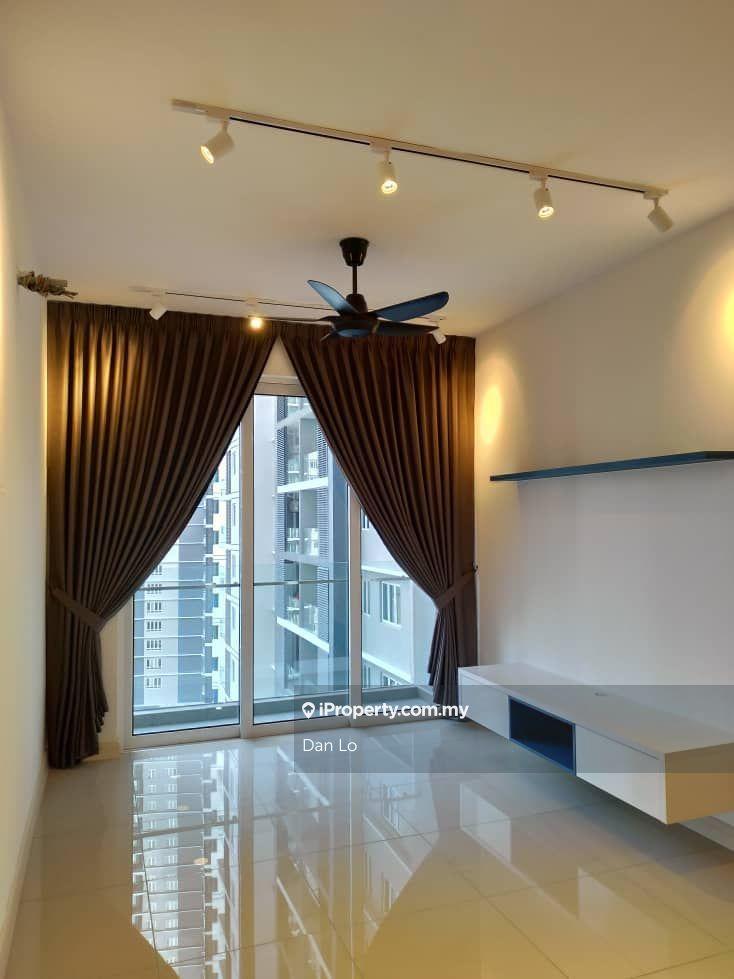 Sentul Point, renovation unit with built in cabinet