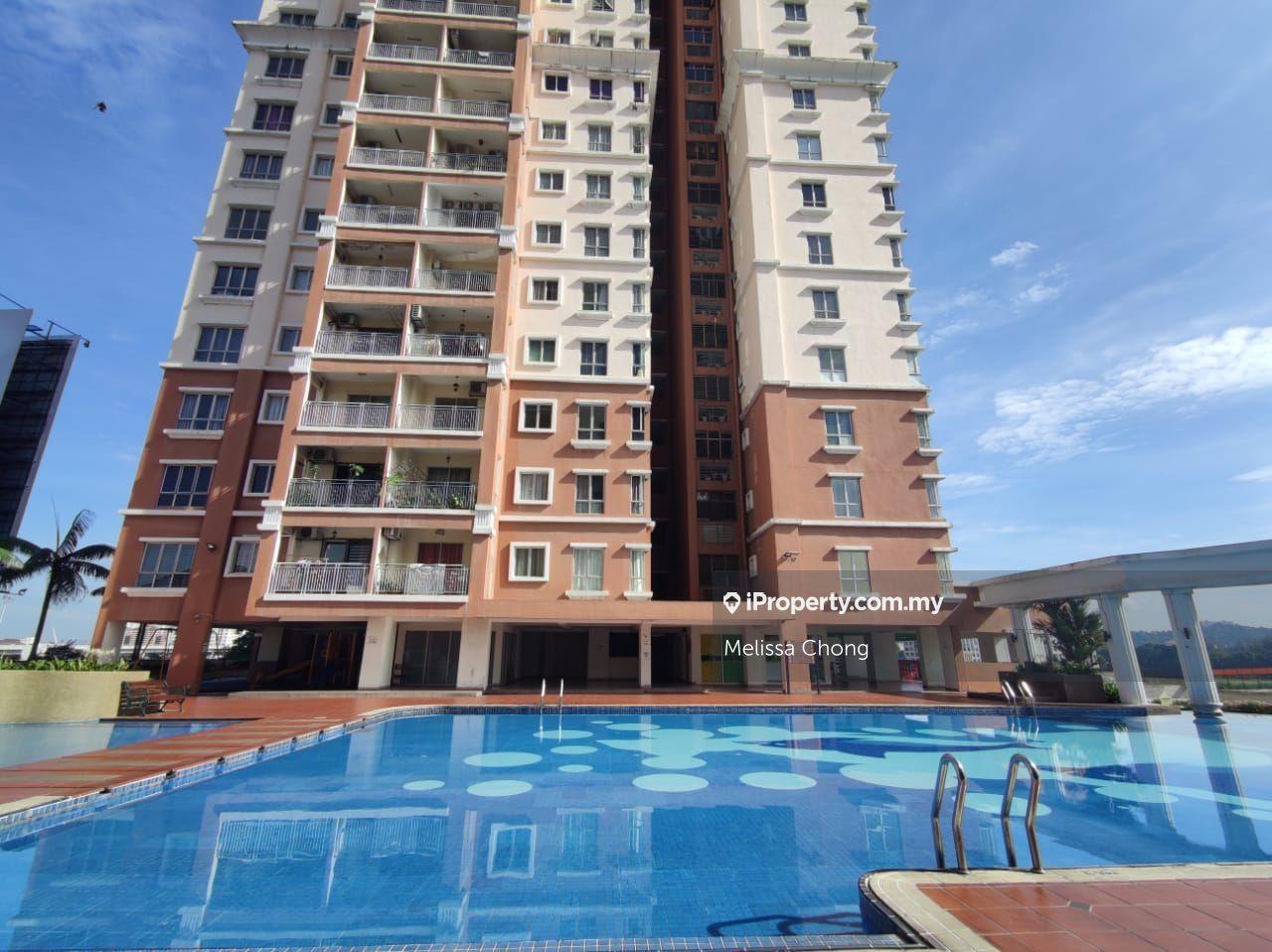 Fortune Park Cornet Lot with Extra Garden 300sqf Near MRT For Rent