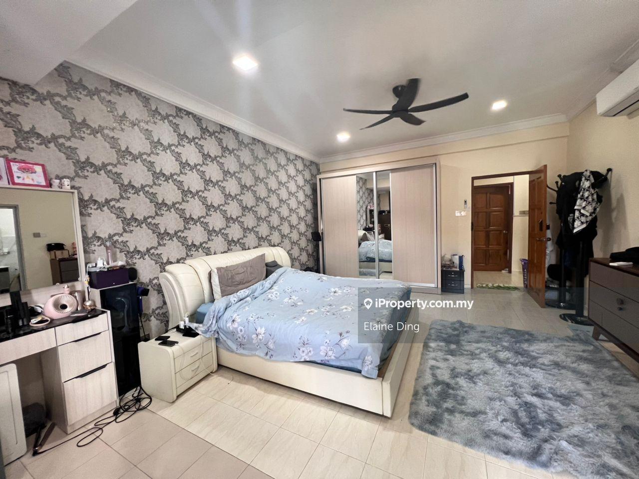 Bandar Mahkota Cheras 2 Storey link house