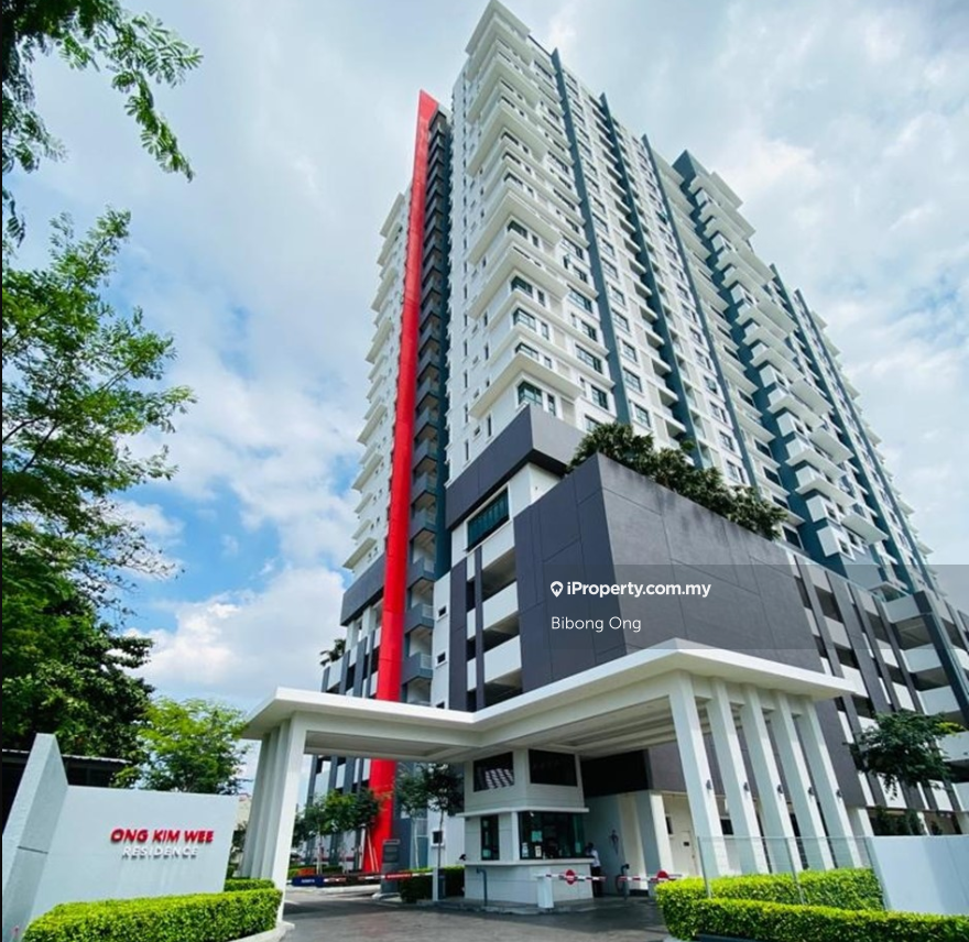 For Sales(Hot Location Freehold Condo)