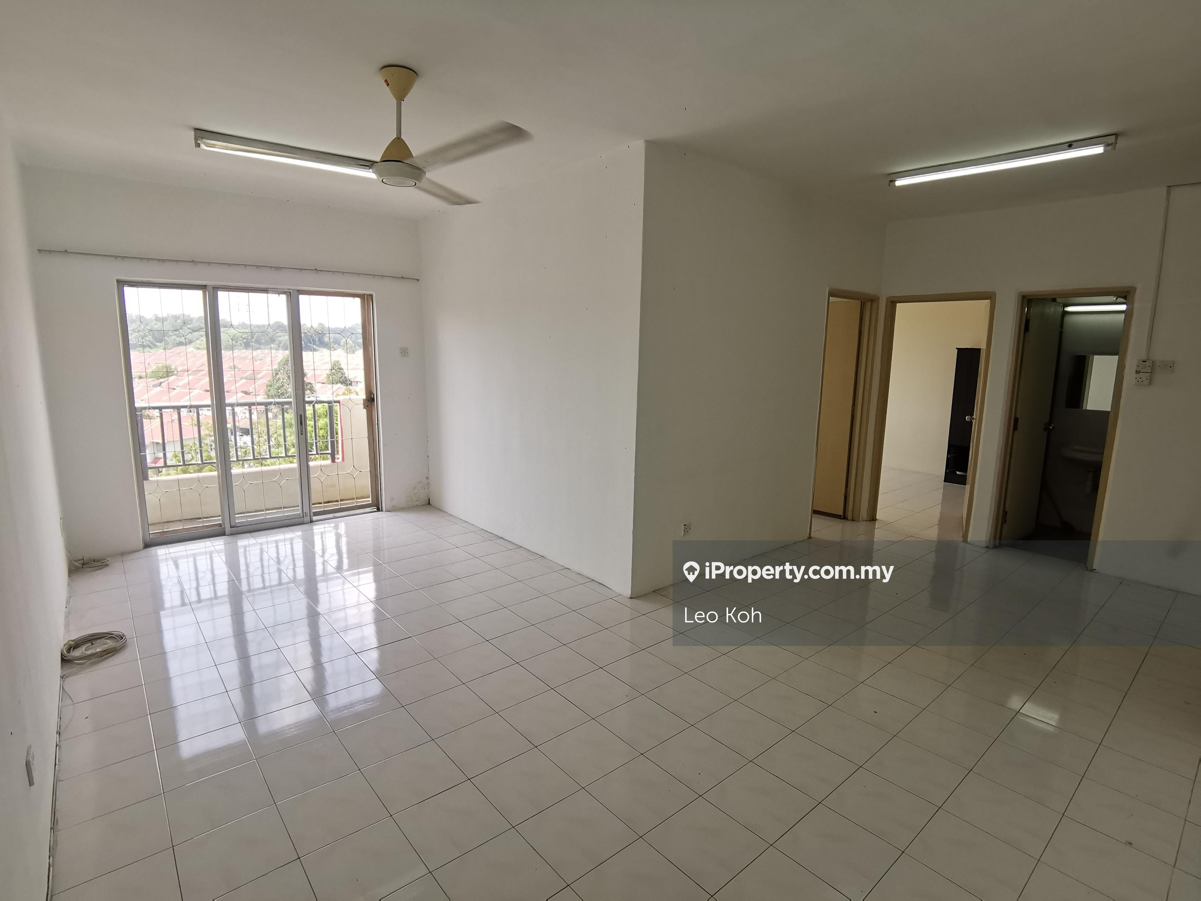 Vista Pinggiran For Sale 2 Car Park Unit Partial Furnish Renovated