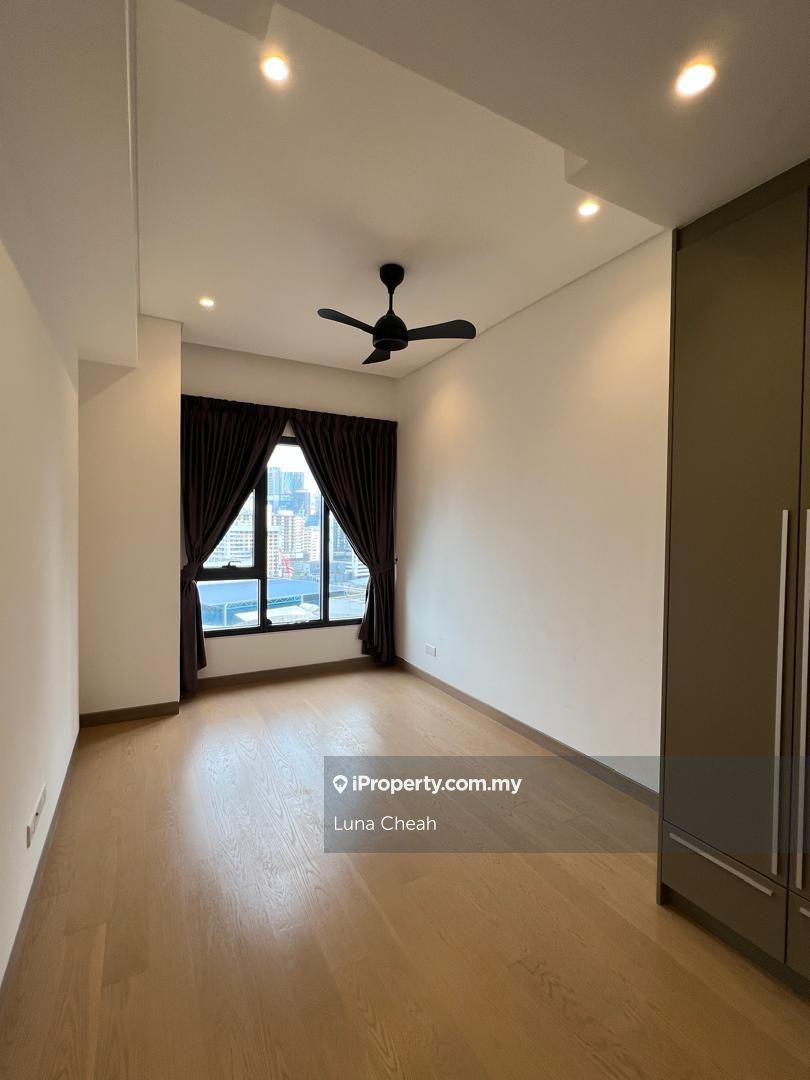 Super cheap below market price klcc view