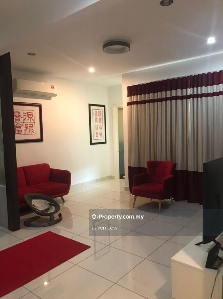 Renovated nice unit 