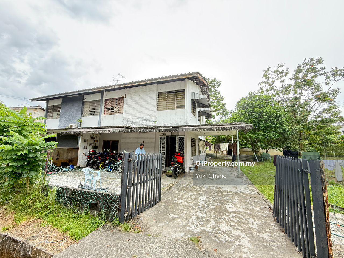 Original Condition, Semi-D Corner, Original