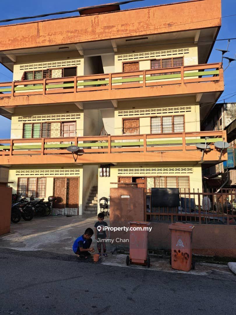 Sungai Way Apartment to Let