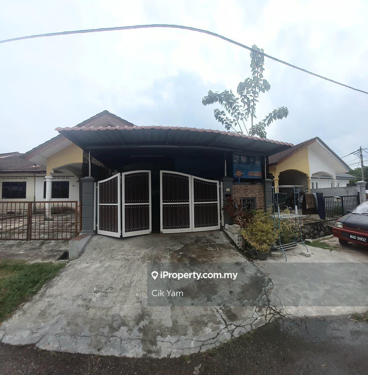 Fully Renovated Single Storey House near Tol Simpang Ampat