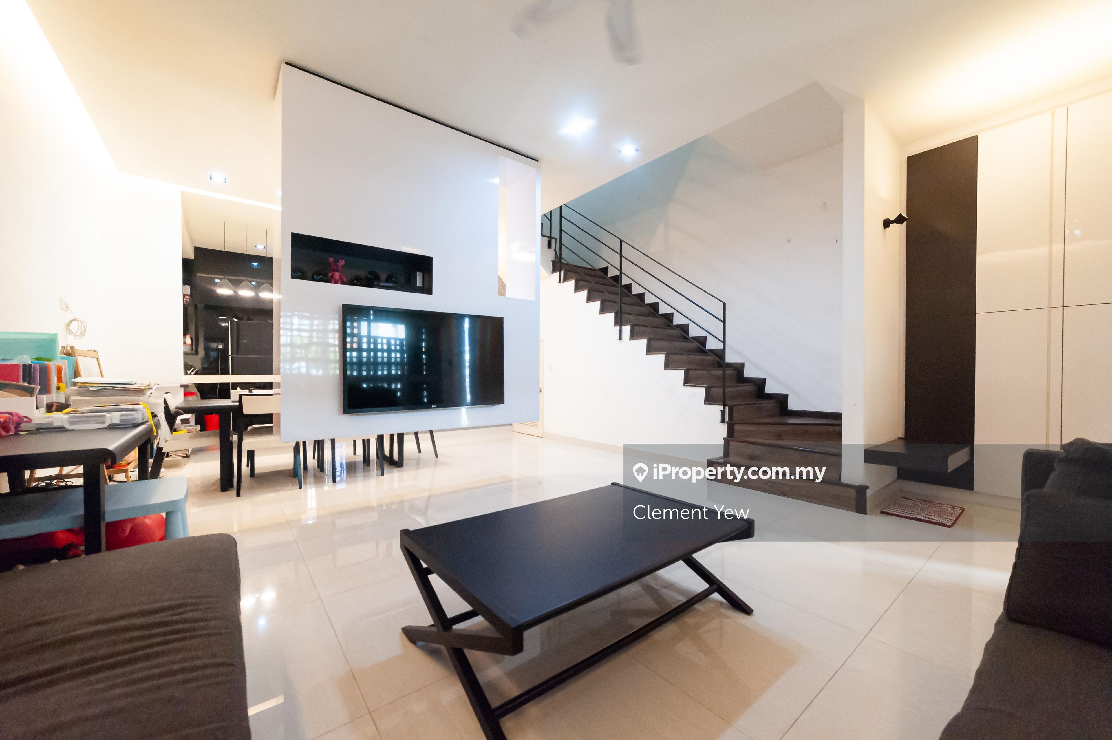 Full Renovated & Furnished with ID design Setia Indah