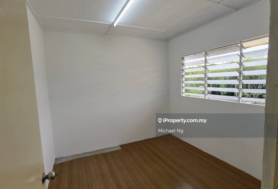 Flat seksyen 6