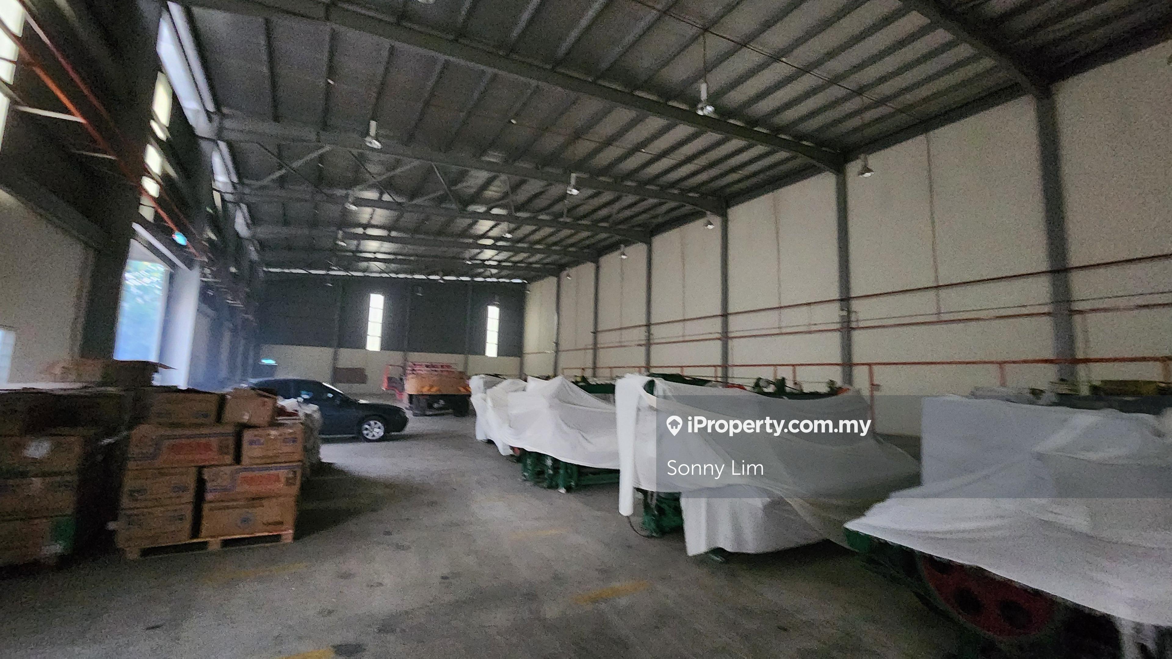 Semenyih Town Semi-D Factory & Warehouse For Rent