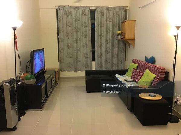 All Season Park 887 Sqft High Floor Renovated Unit Well Maintain