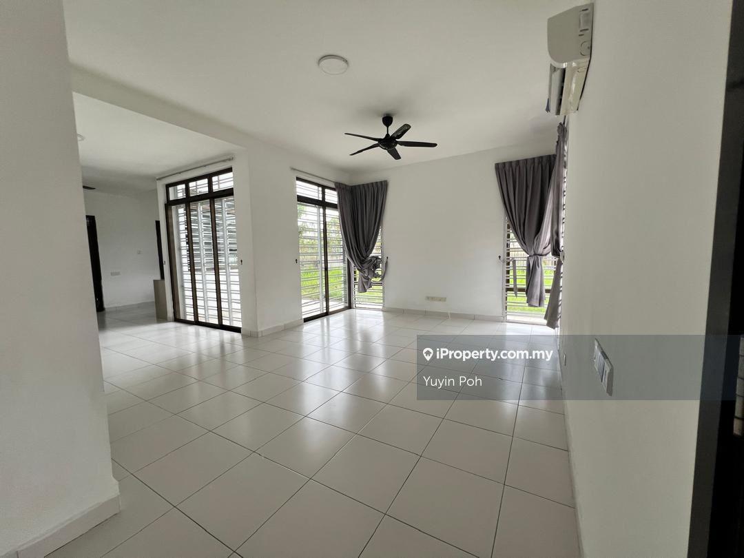 Caranday Park @ Setia Tropika 2 Storey Corner lot Cluster House 
