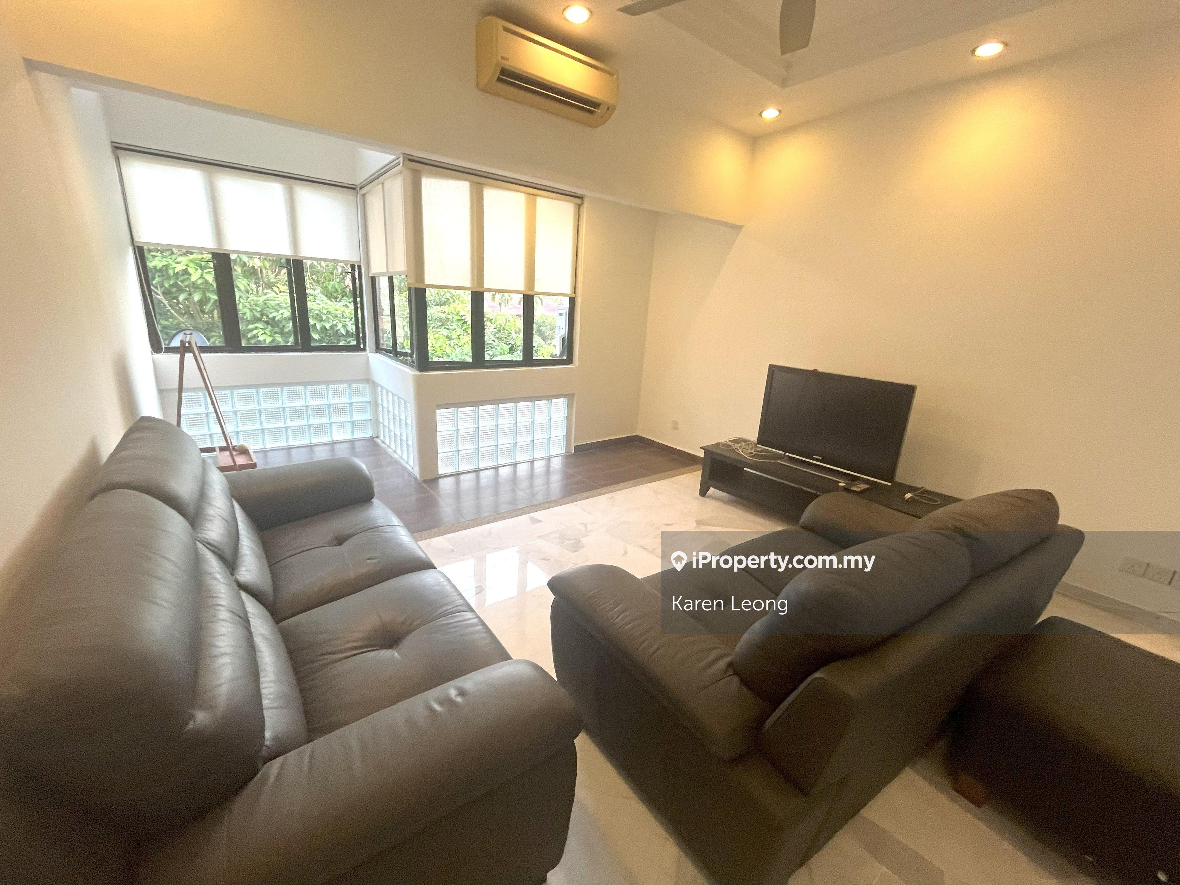 Renovated low-rise garden condo
