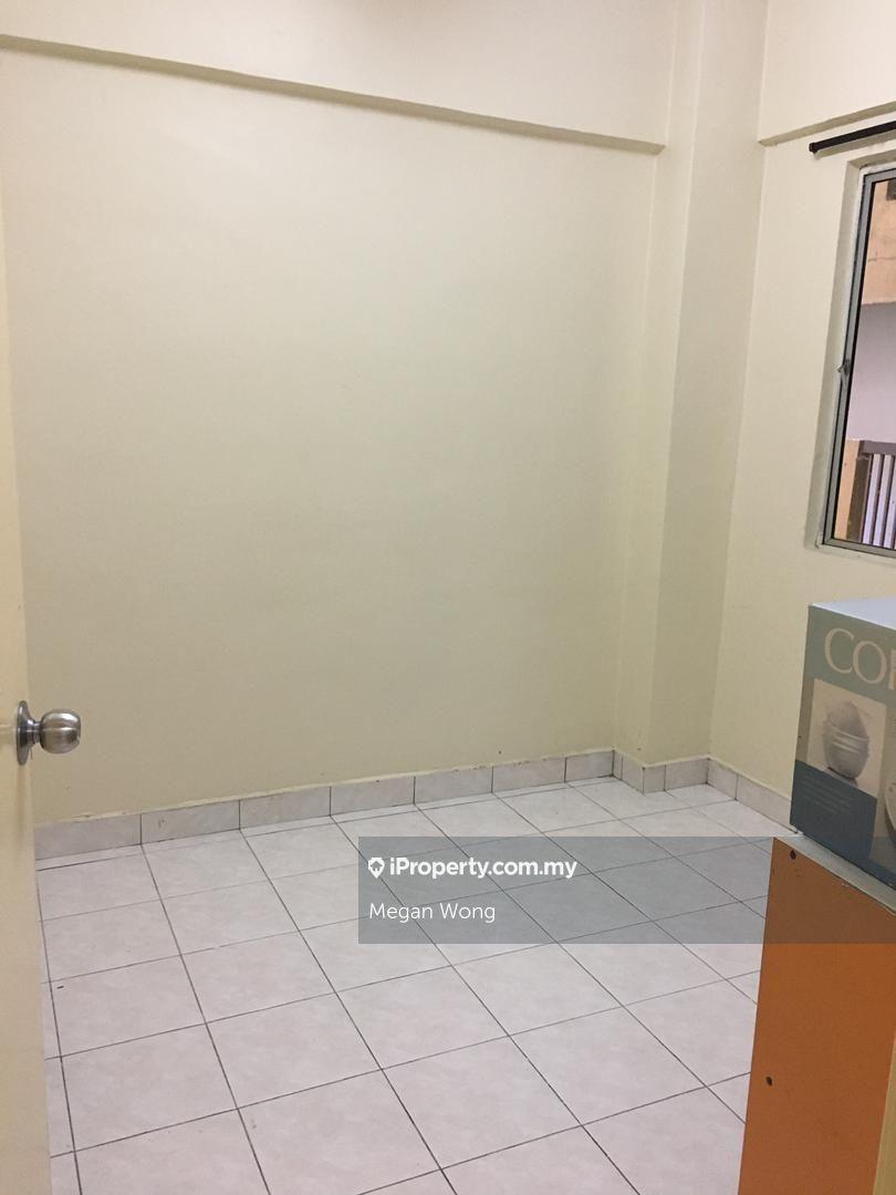 Pelangi Damansara Apartment