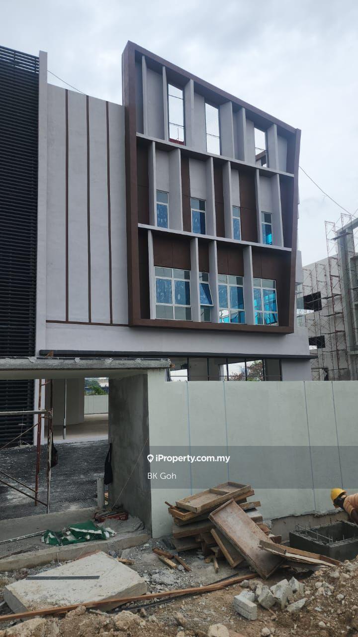 3 Storey Semi-D Binastra Business Park @ Pulau Meranti 2