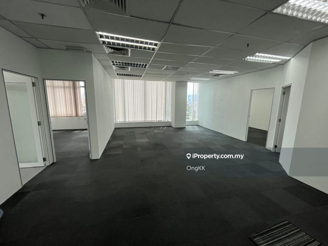 Corporate Tower Office in Bandar Puteri Puchong for Rent