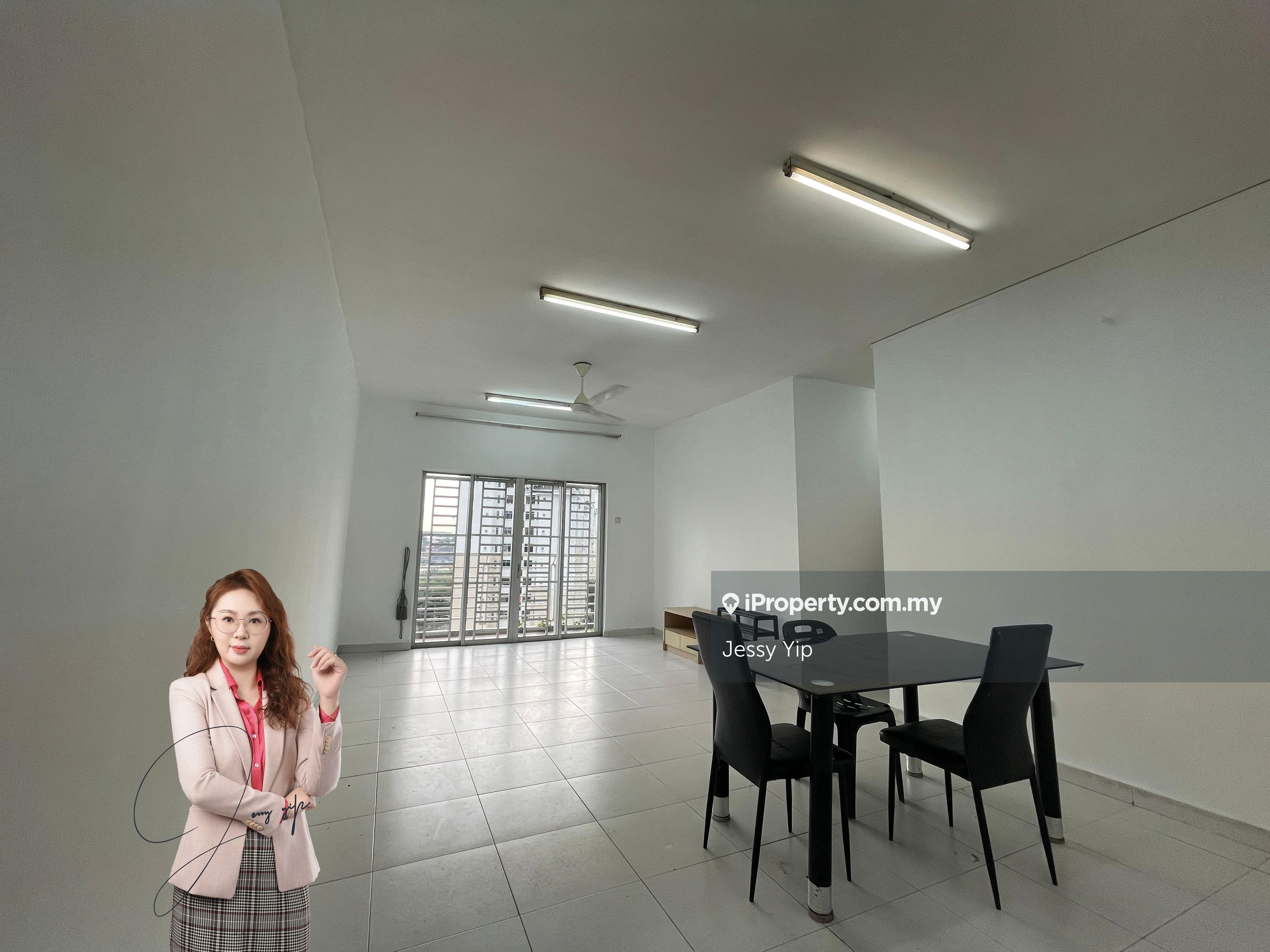 Mtiara Apartment 3 Rooms and walking distance to shops