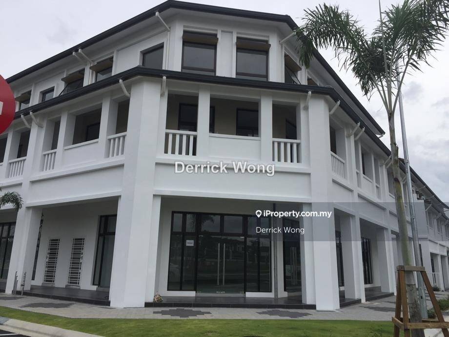 Good Roi Shop-office/ Happening and mature township/ High appreciation