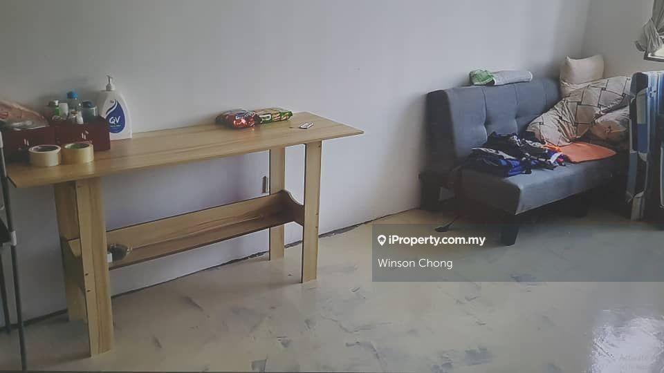 Mercury Apartment