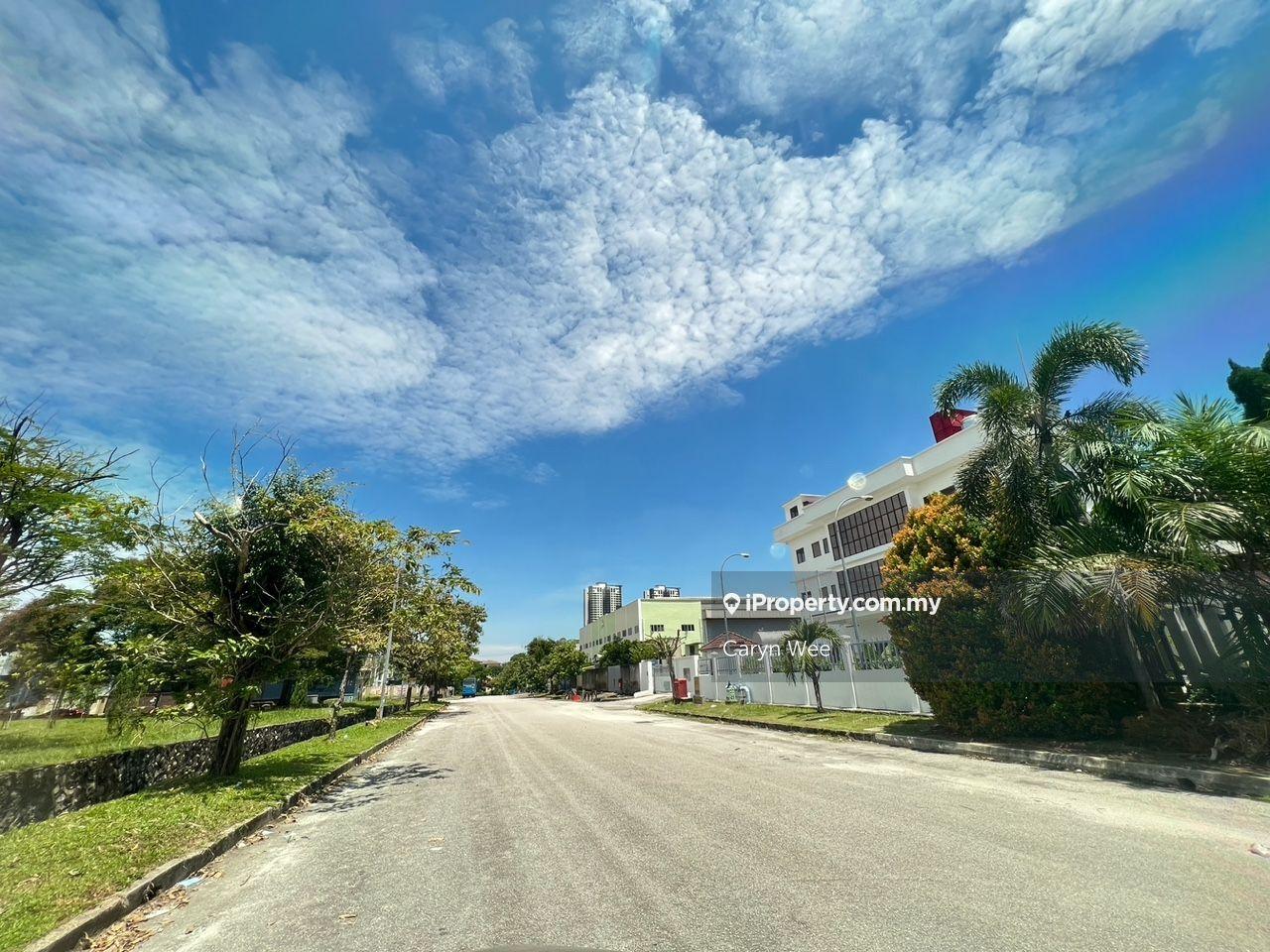 Freehold 3-sty detached factory for sale at Puchong