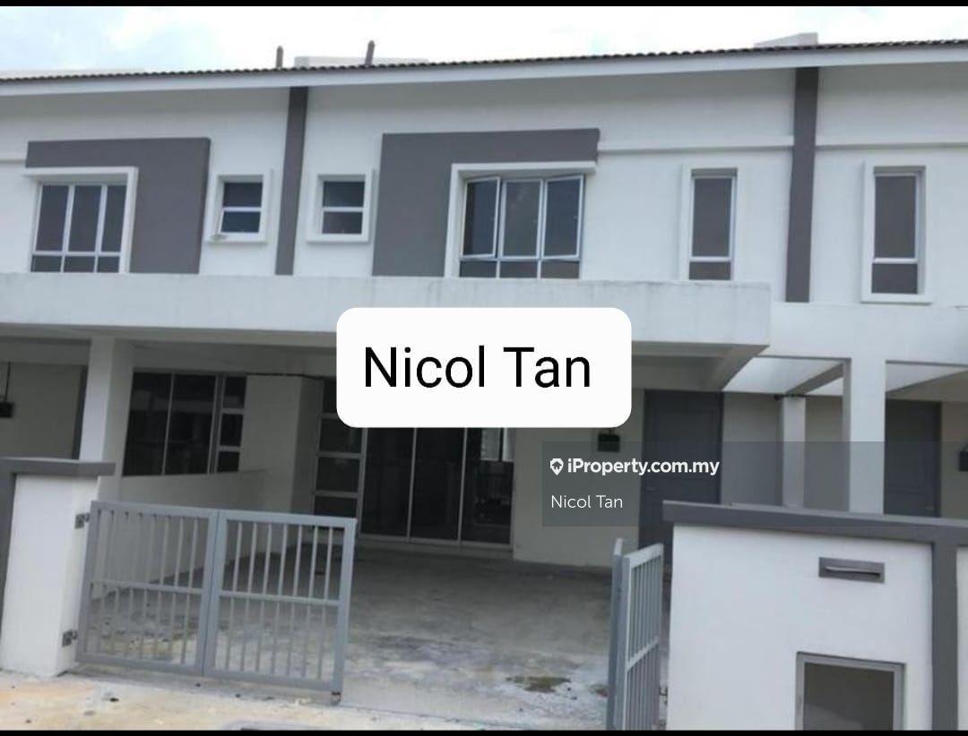 Terrace house for Sale