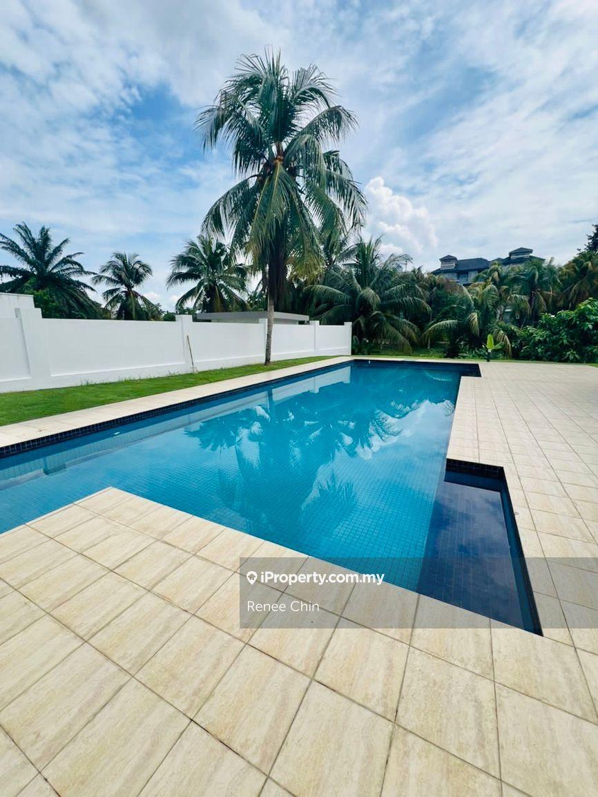 Double Storey Bungalow House With Pool Freehold Country Heights Kajang