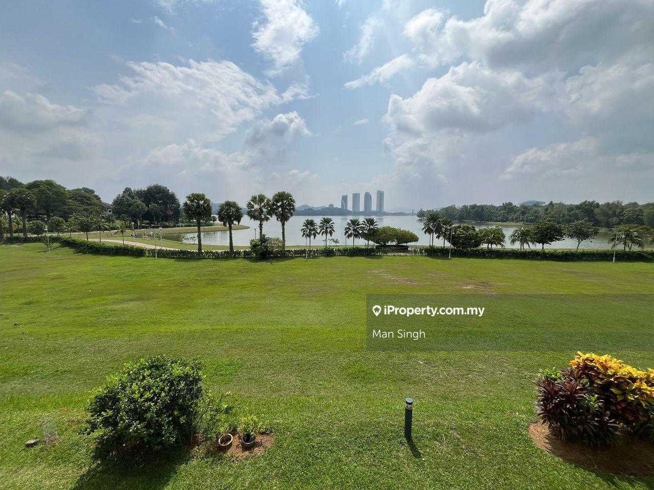 Beautiful Lake view 3bedroom Cyber Height Villa