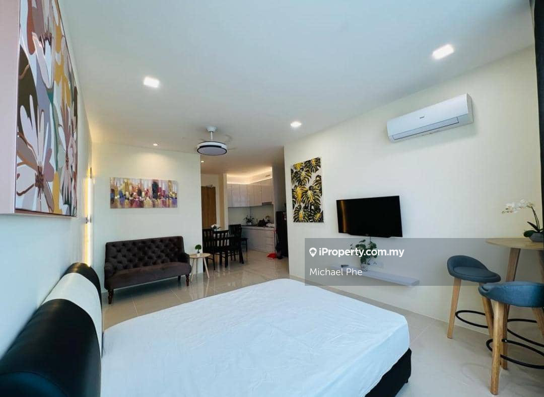 Riverine Diamond studio unit for rent