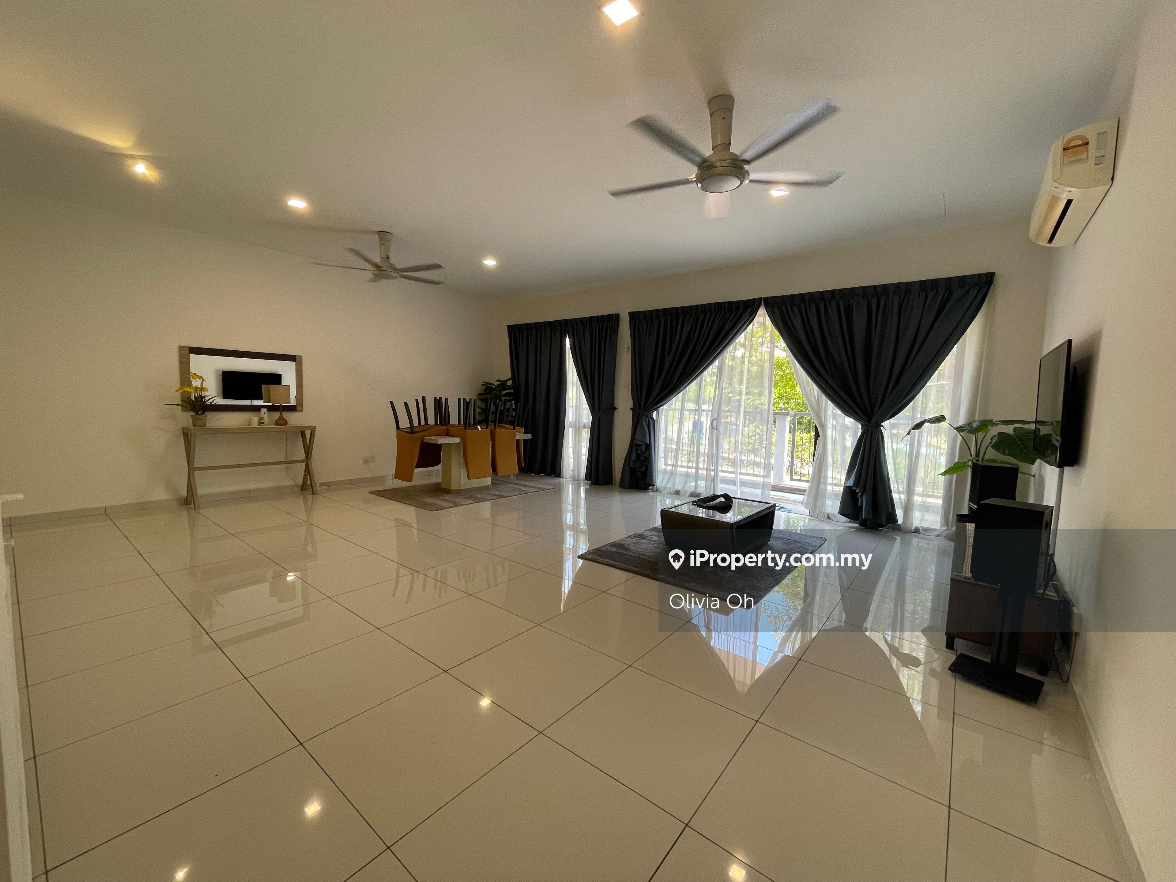 Chemara Hill @Seremban- Huge Double Storey House 24'x80' For Sale
