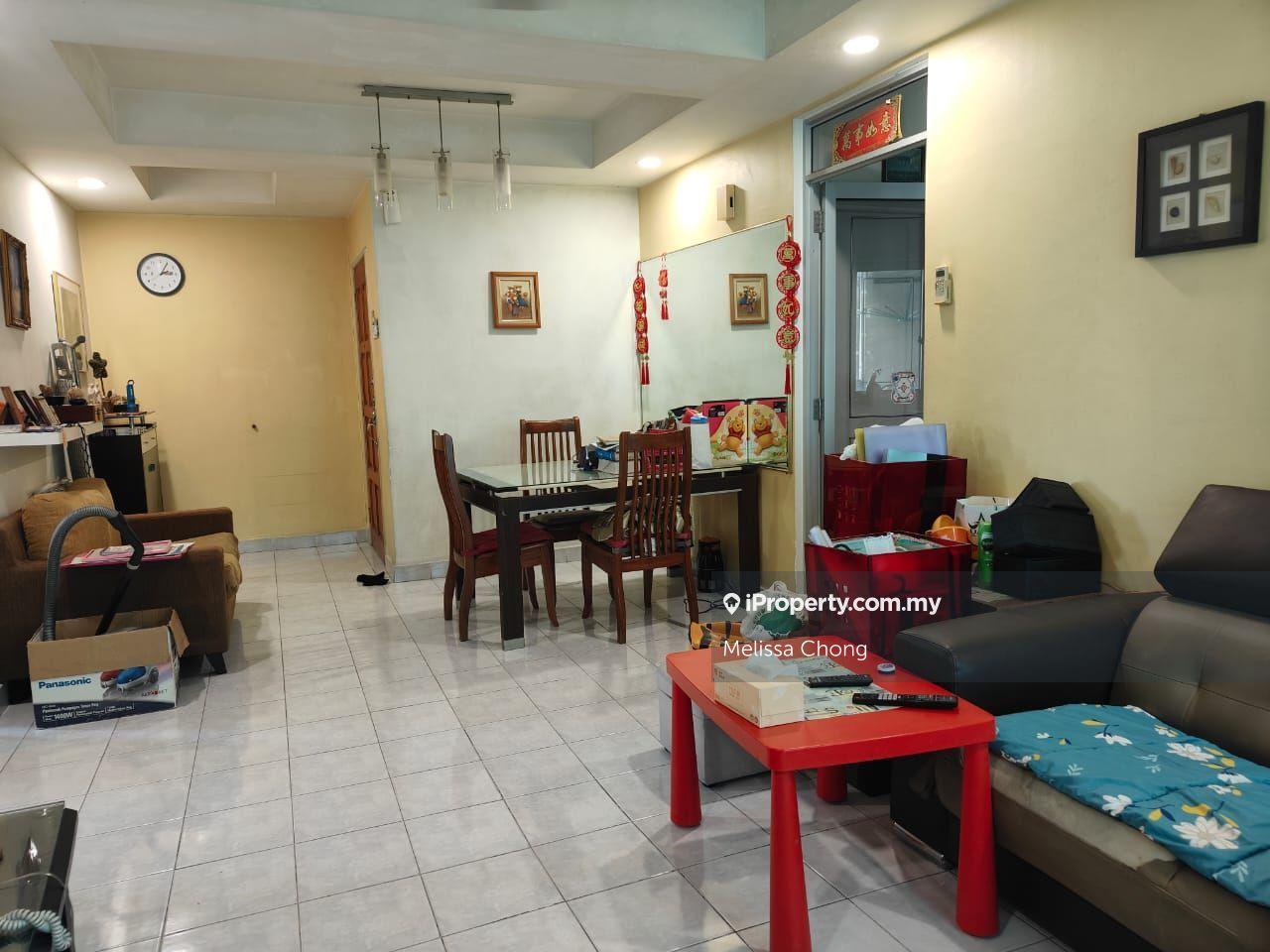 Mentari Condo at Bandar Sri Permaisuri Partial Furnished  for Sale