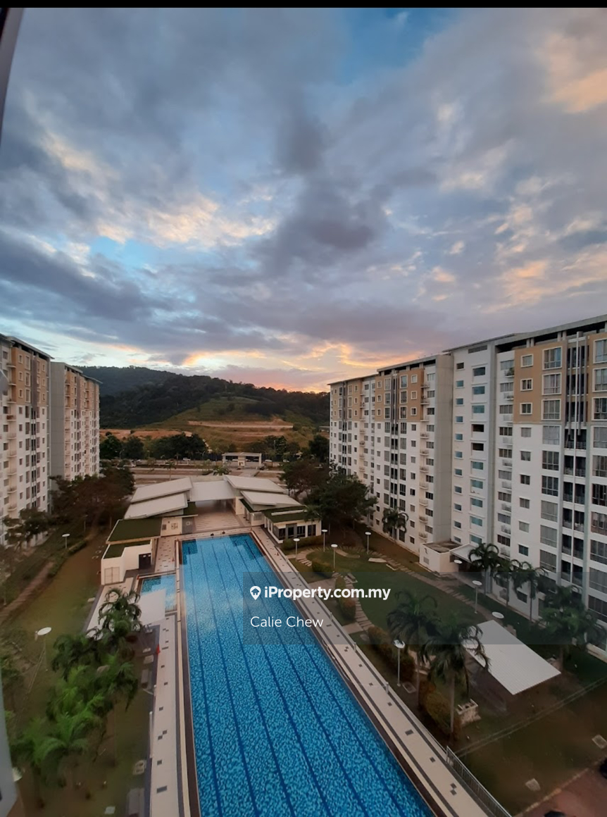 Seri Baiduri Apartment at Setia Alam basic unit