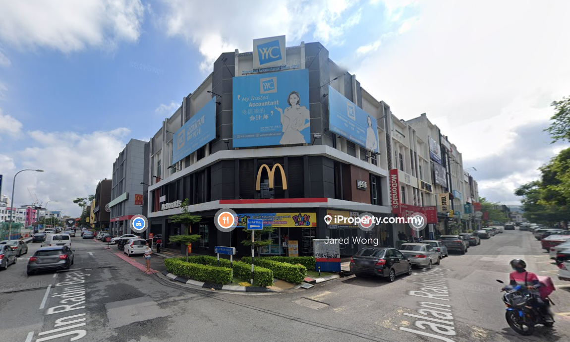 Prime Location Corner 3storey Shoplot @ Sri Petaling Radin Bagus Rent!