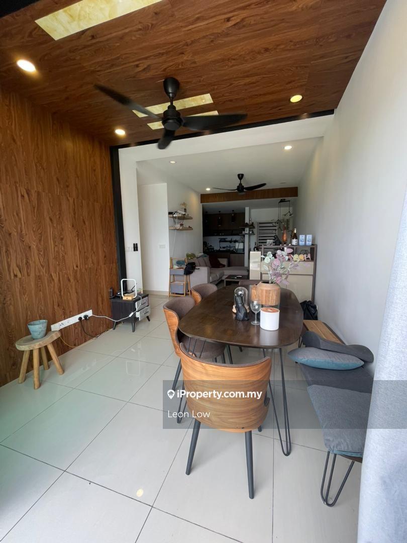 Skyvilla d island ready move in unit for rent