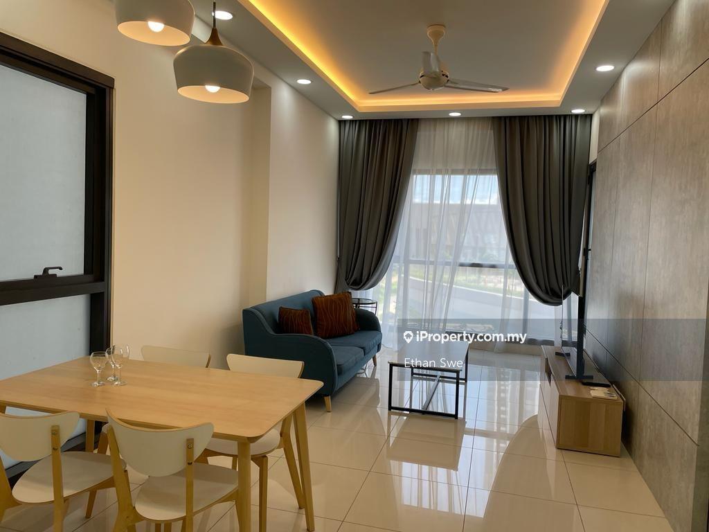 Walk distance to Mrt & Mall, Strategic Loc, Within Living Conveniences