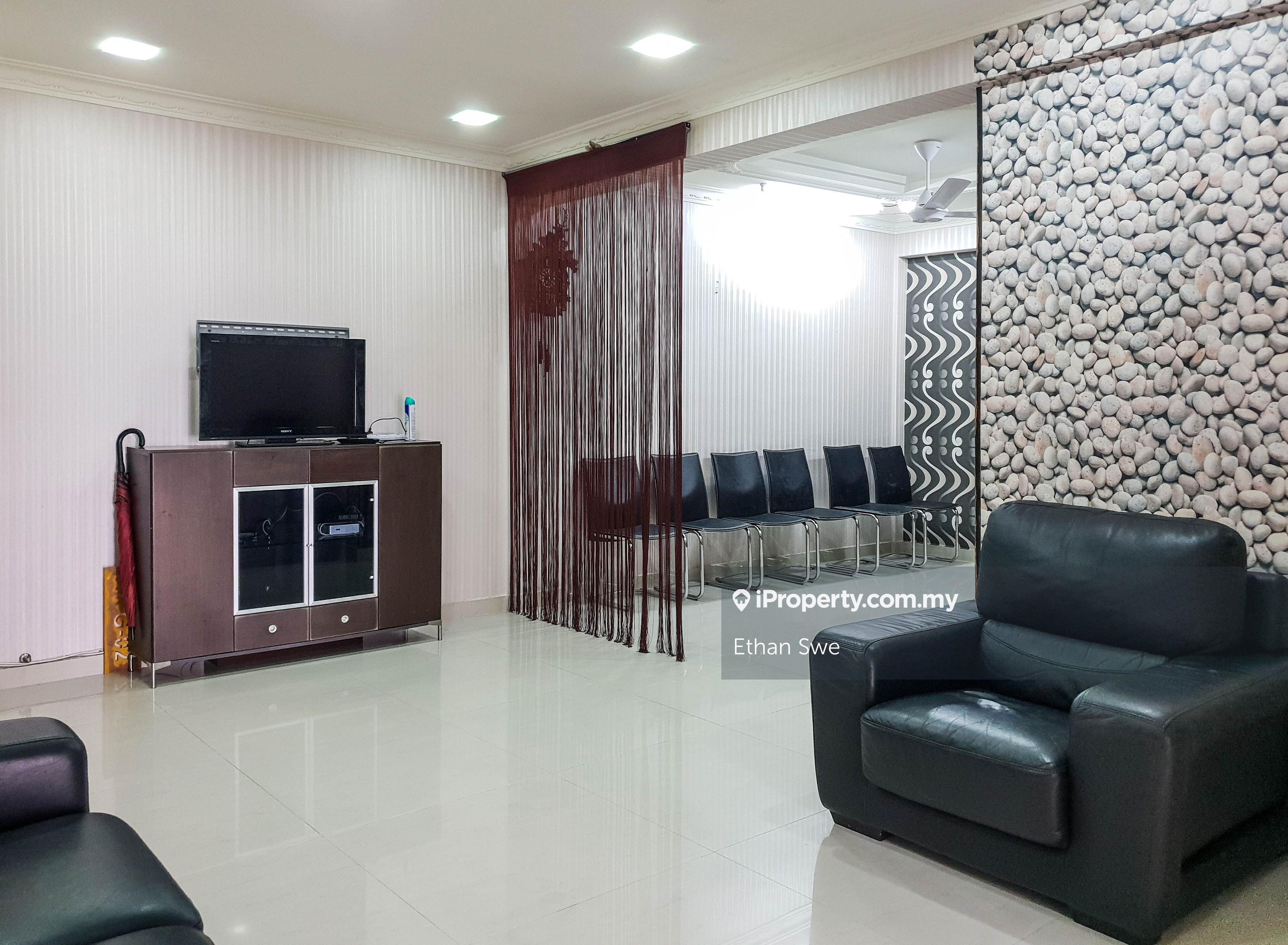 3 Room Full Reno, Peace & Comfortable, Quiet and Privacy Environment