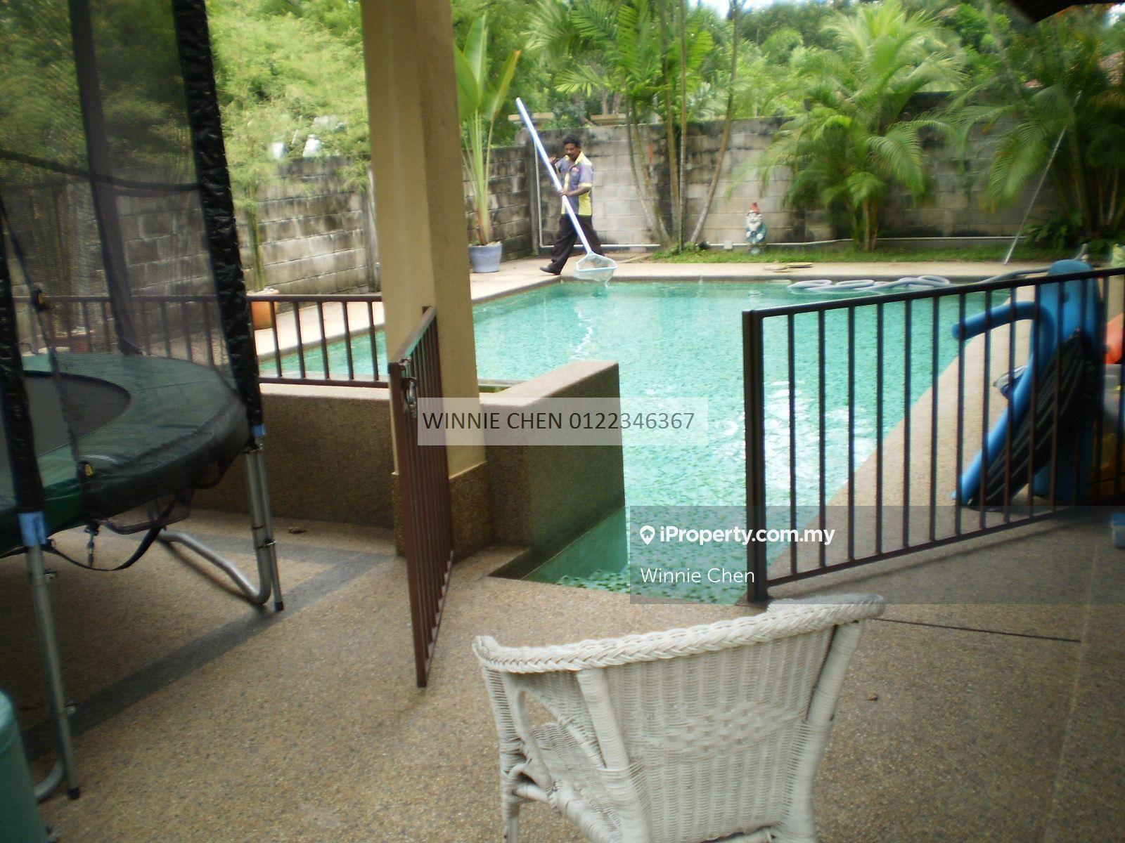 2 Storey bungalow with private pool