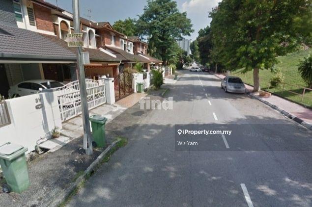2 Storey Terrace House For Sale @ Greenlane, island Glades