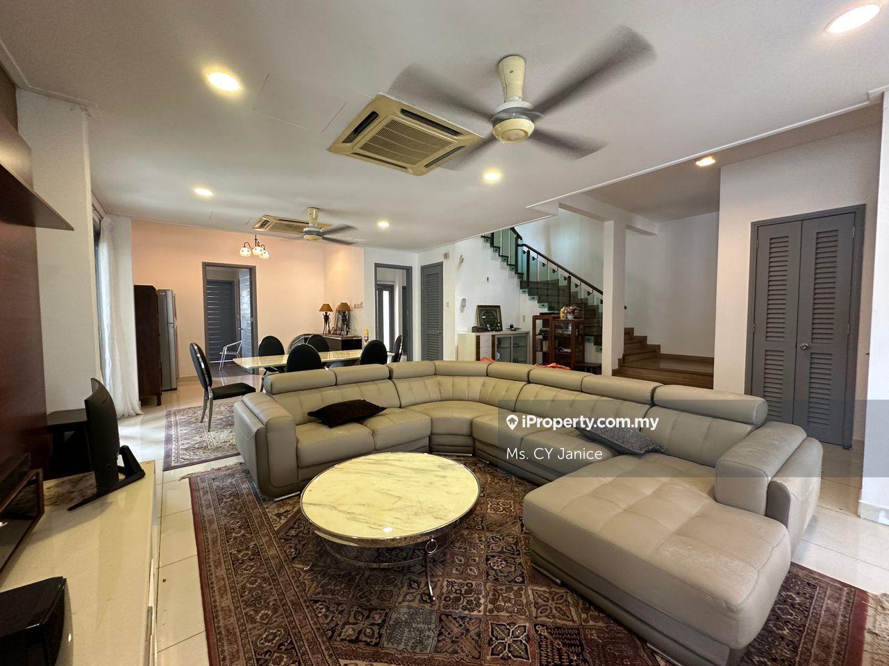 Endlot Unit at Capri  USJ Heights Super link for Sale