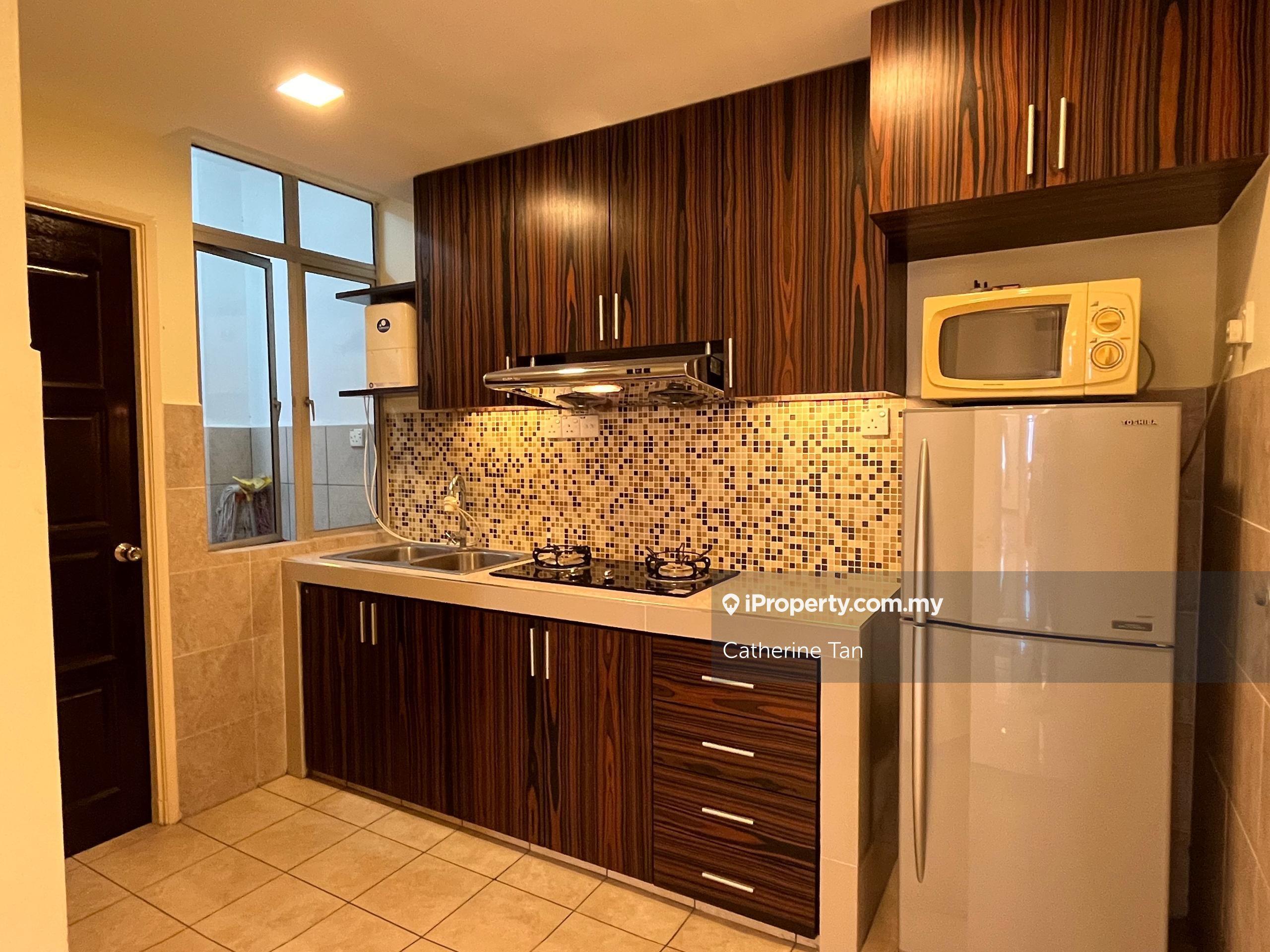 Fully Renovated new Just pack and Move in