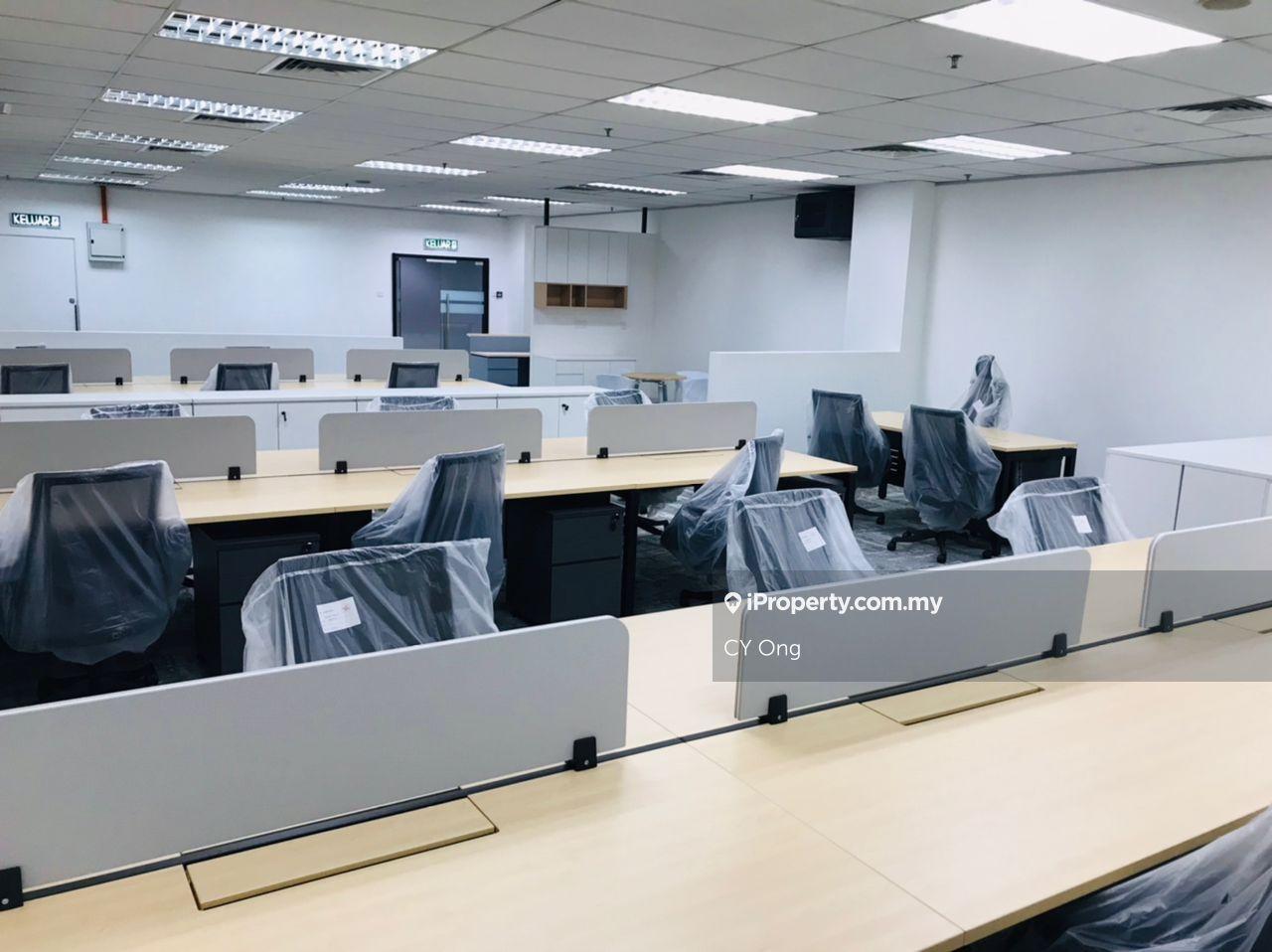 Fully Furnished with New Furnitures 1,450sqft