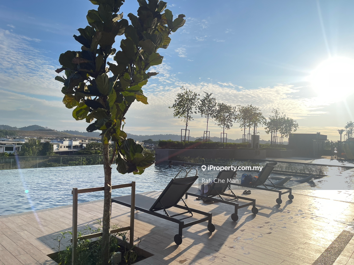 Last 10 unit tulip residence elmina 