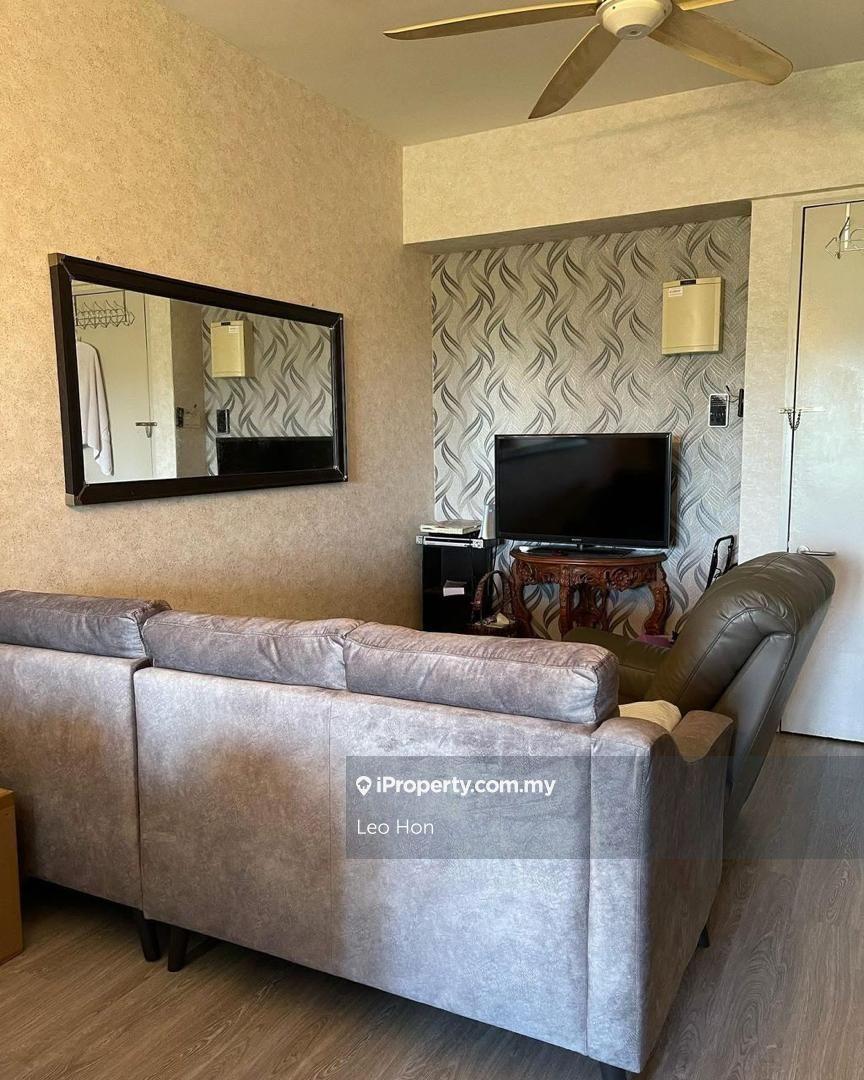 Fully Furnished/Penuh Hiasan