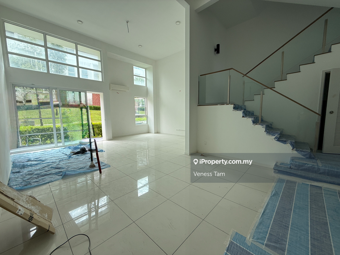 Limited unit,3storey superlink,gated guarded,freehold,facilities