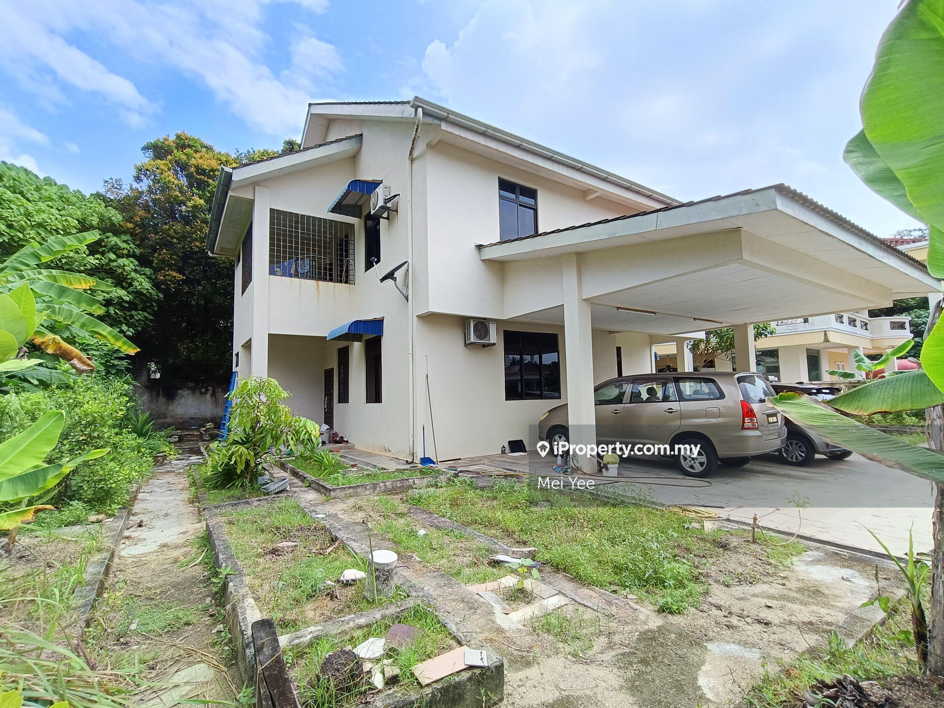 Renovated with 8 bedrooms