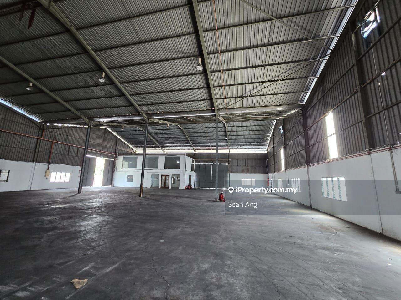 Semi Detached Factory / Warehouse in Kampung Baru Subang
