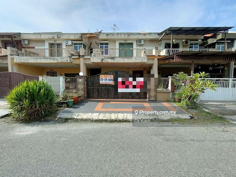 Freehold 24 feet width terrace house for sale at Klebang Damai Chemor