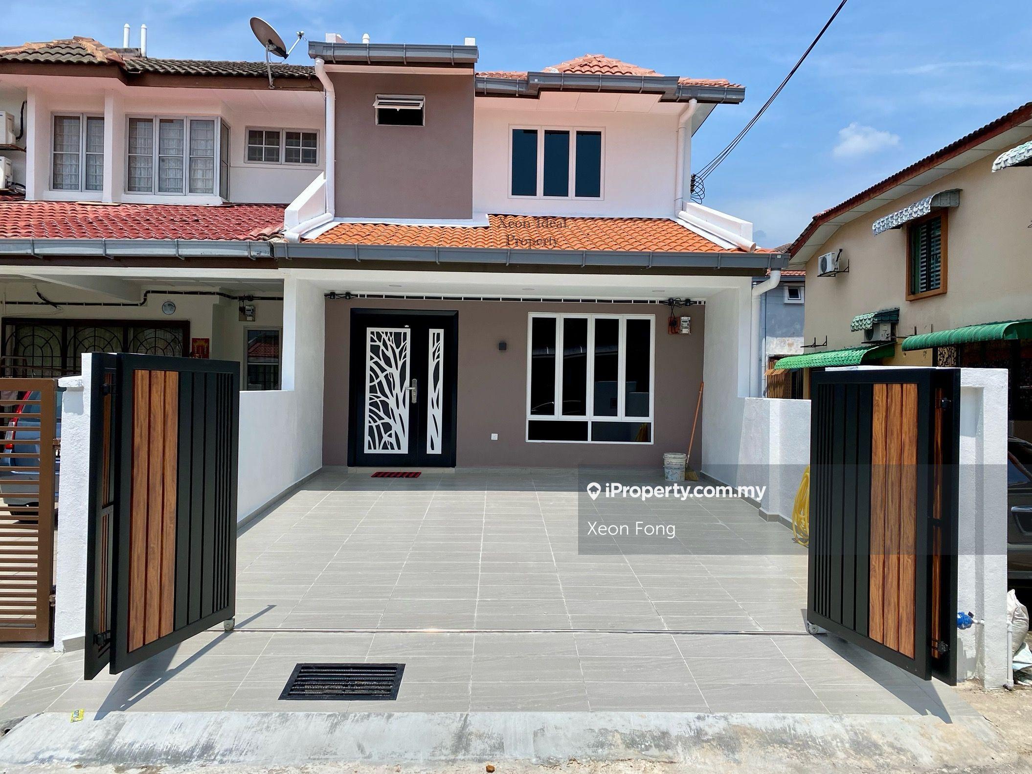 Freehold, Newly Renovate Double Storey Terrace @ Taman Puchong Utama